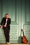 Paco chante la Paix 18 * 5616 x 3744 * (10.27MB)